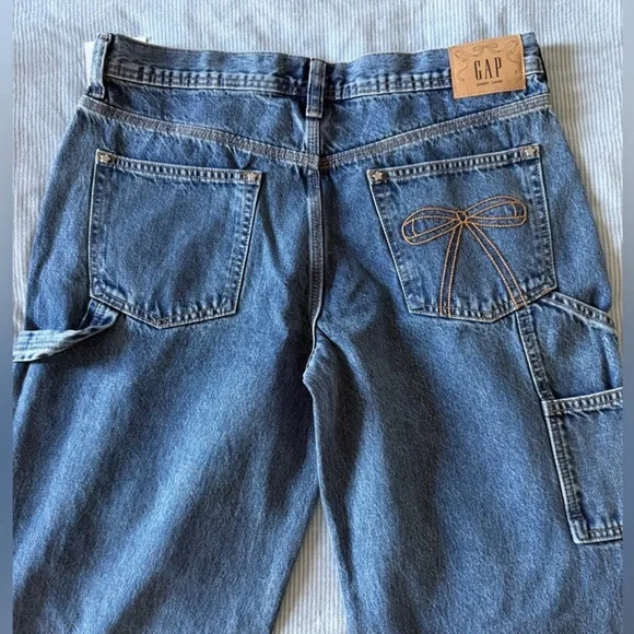 Sandy Liang x GAP Low Rise 90's Loose
Carpenter Jeans Size 31R - Picture 2 of 5